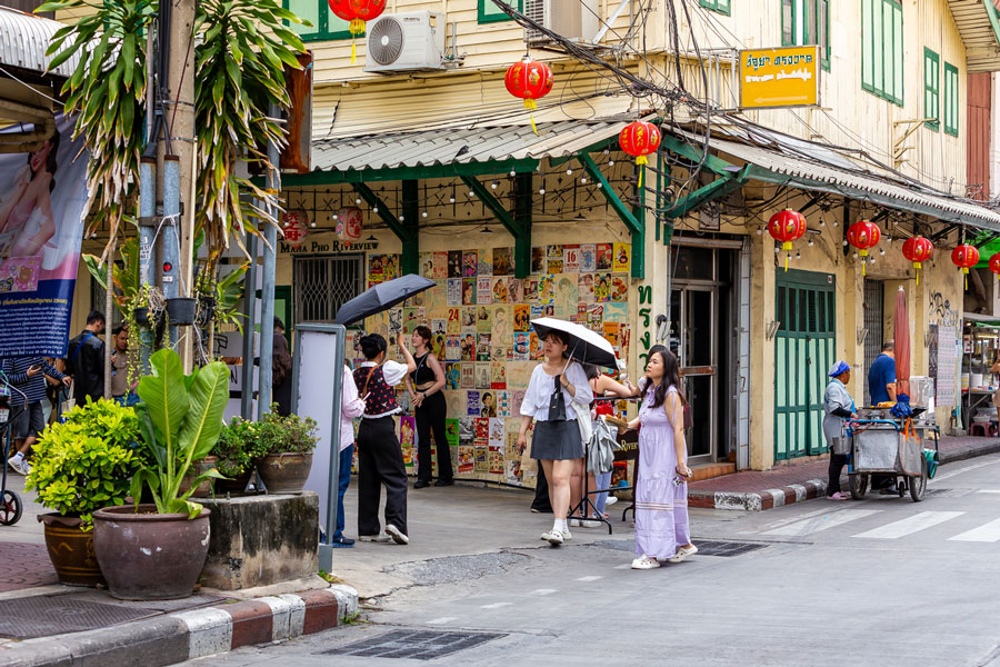 talad-noi-bangkok-creative-district-street-view
